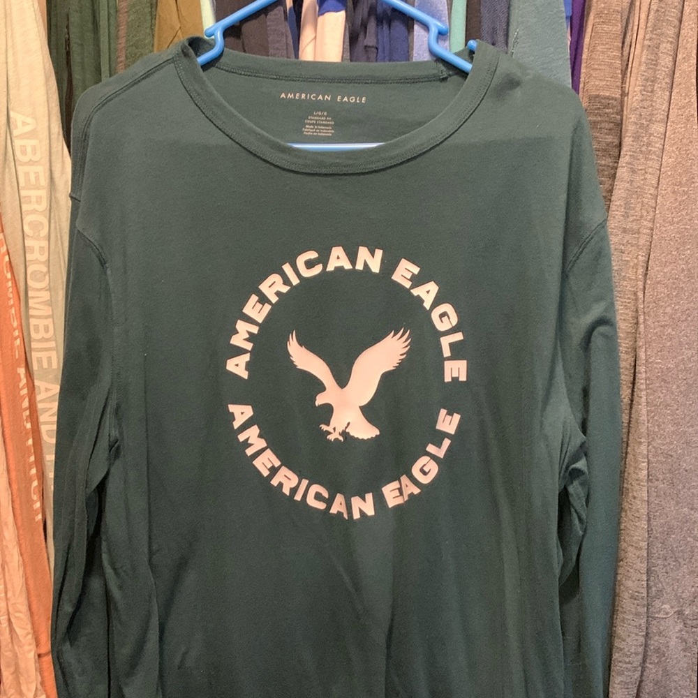 American Eagle green long sleeve shirt never worn